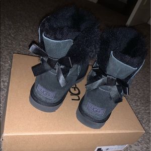 Black UGGS
